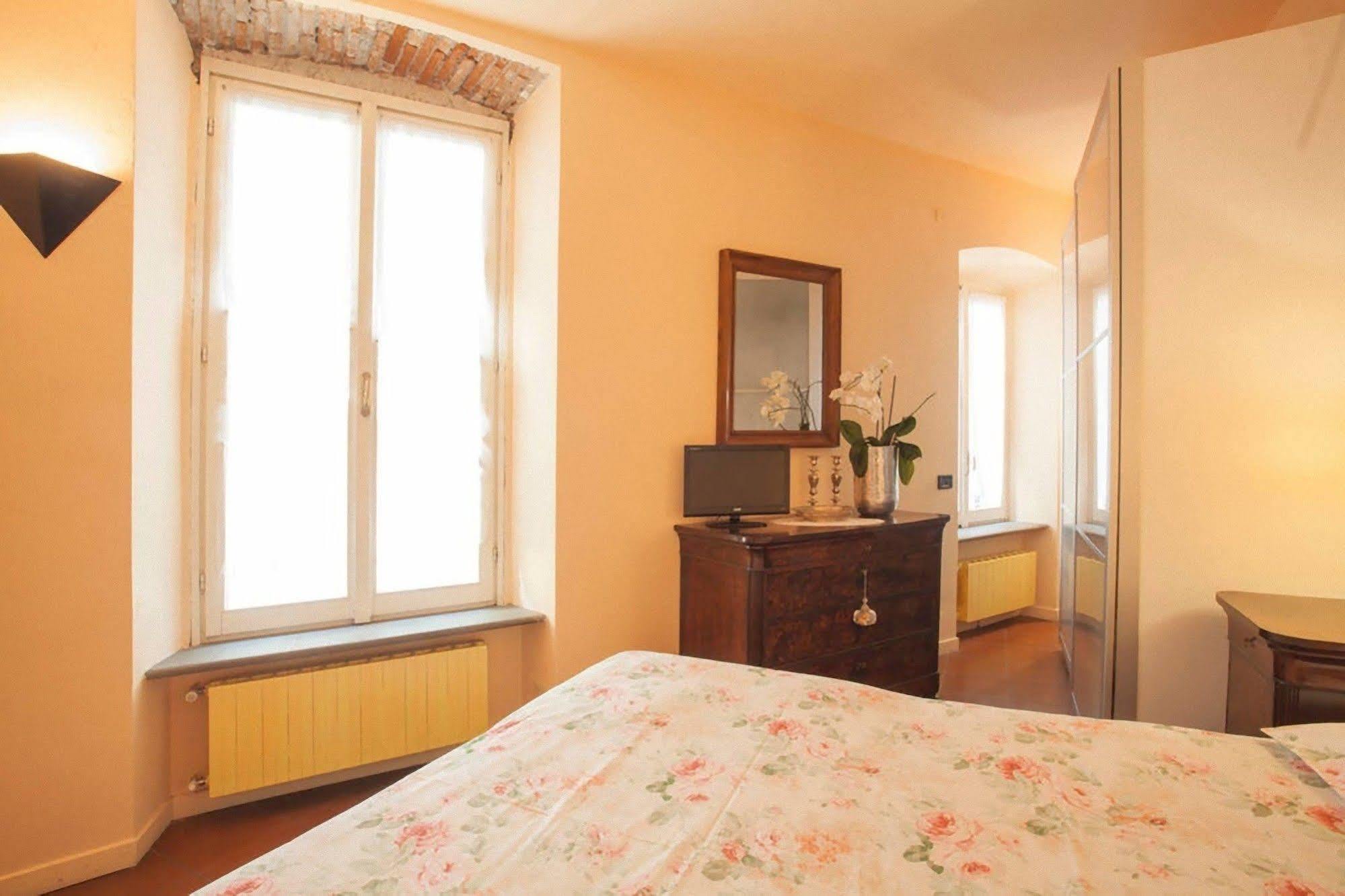 Dream House Apartment แบร์กาโม ภายนอก รูปภาพ