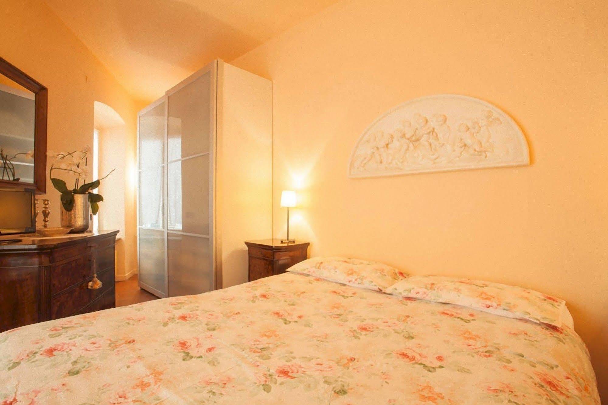 Dream House Apartment แบร์กาโม ภายนอก รูปภาพ